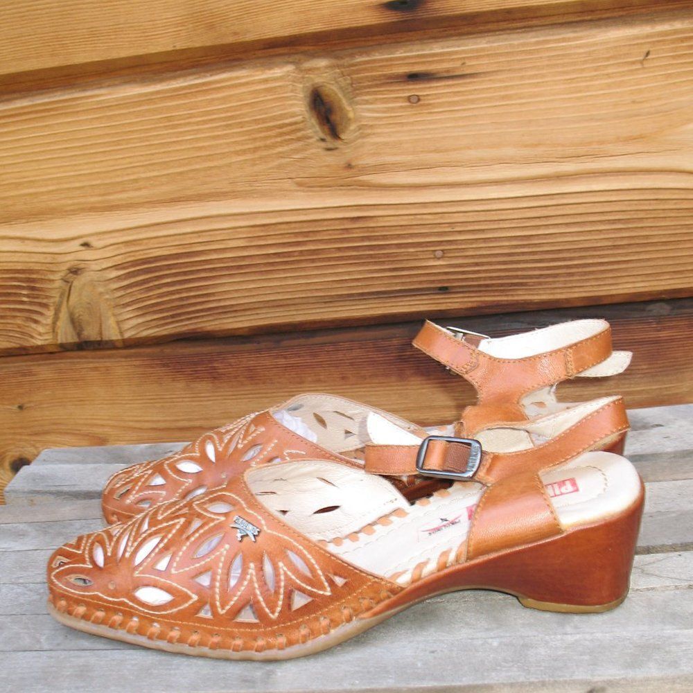 Pikolinos Brown Shoes 